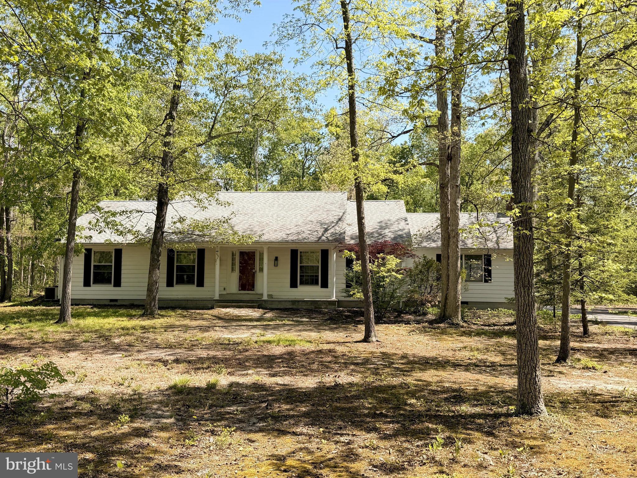 25865 Brookwood Road Greensboro, MD 21639 - Photo 1 of 18 a front view of house with yard