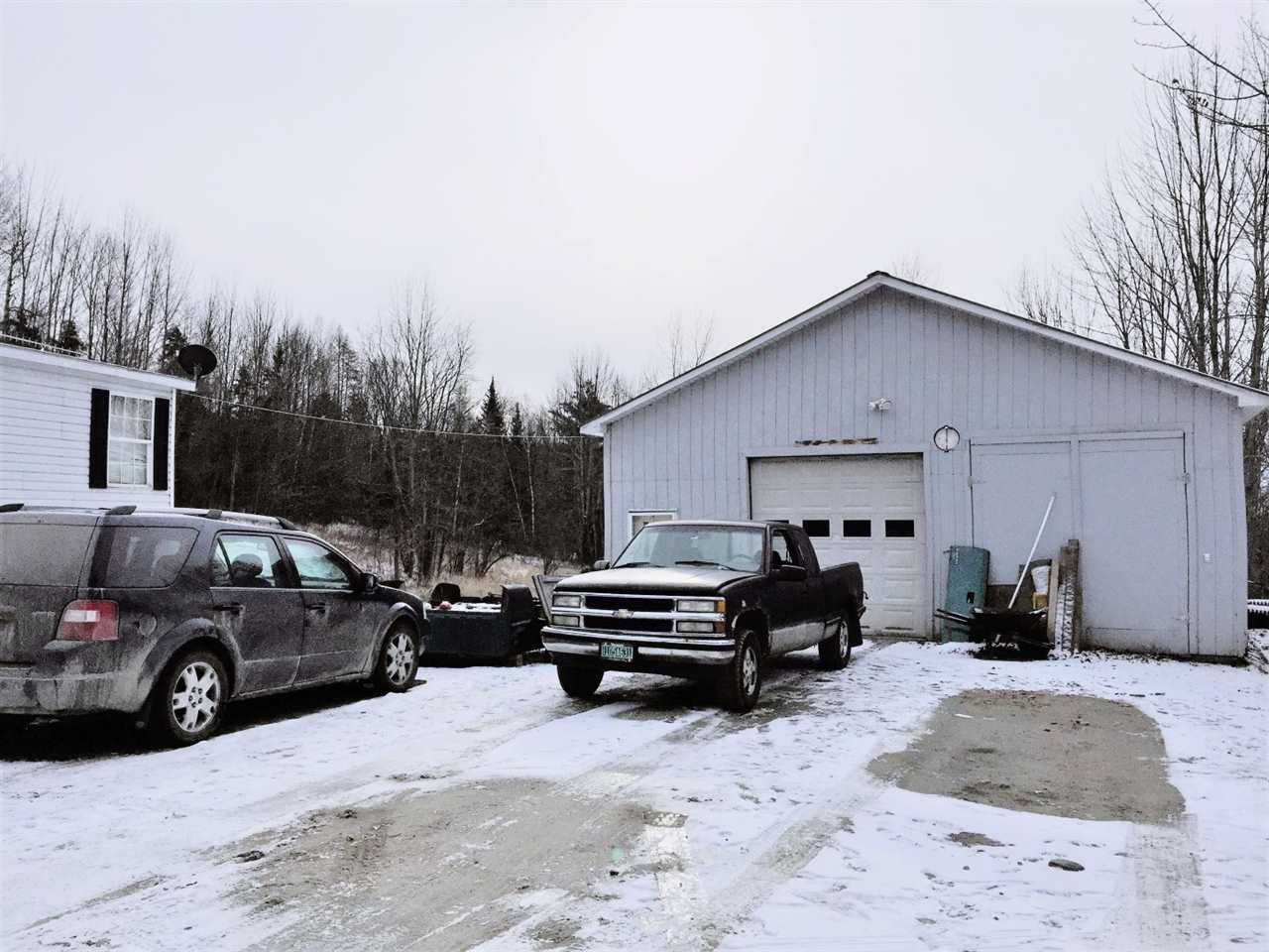 2084 Ridge Road Kirby, VT 05832 - Photo 4 of 12 Gallery Image 4