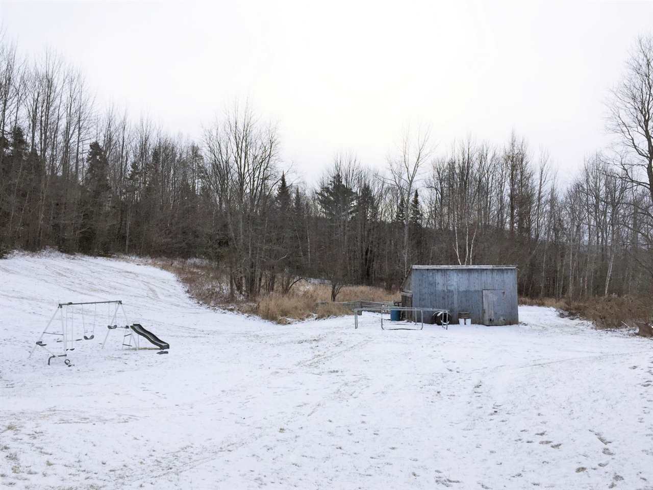 2084 Ridge Road Kirby, VT 05832 - Photo 6 of 12 Gallery Image 6