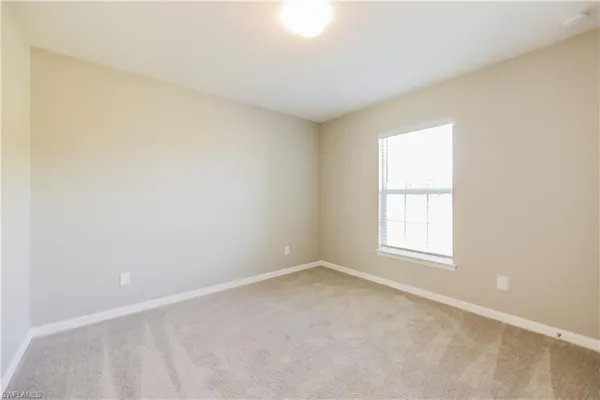 $1,885 | 2819 37th Street Southwest, Lehigh Acres, FL 33976