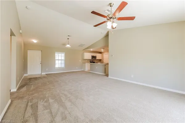 $1,885 | 2819 37th Street Southwest, Lehigh Acres, FL 33976
