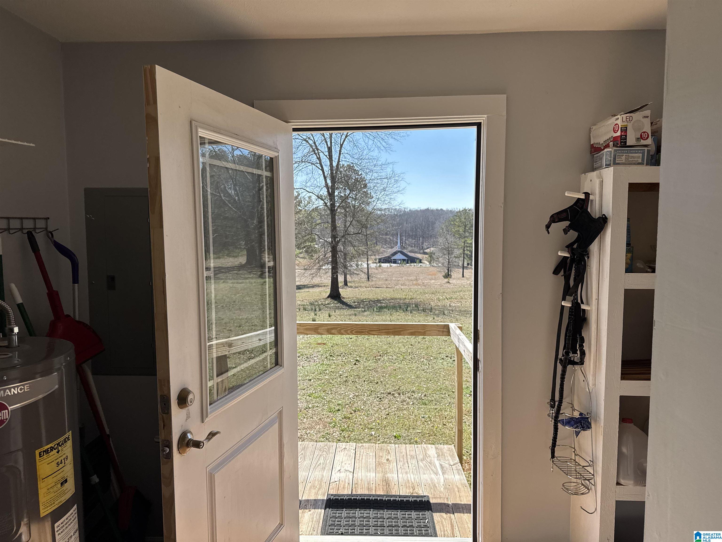 285 Whitson Road Talladega, AL 35160 - Photo 16 of 92