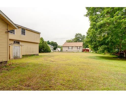 30 Southold Road Worcester, MA 01607 - Photo 2 of 25