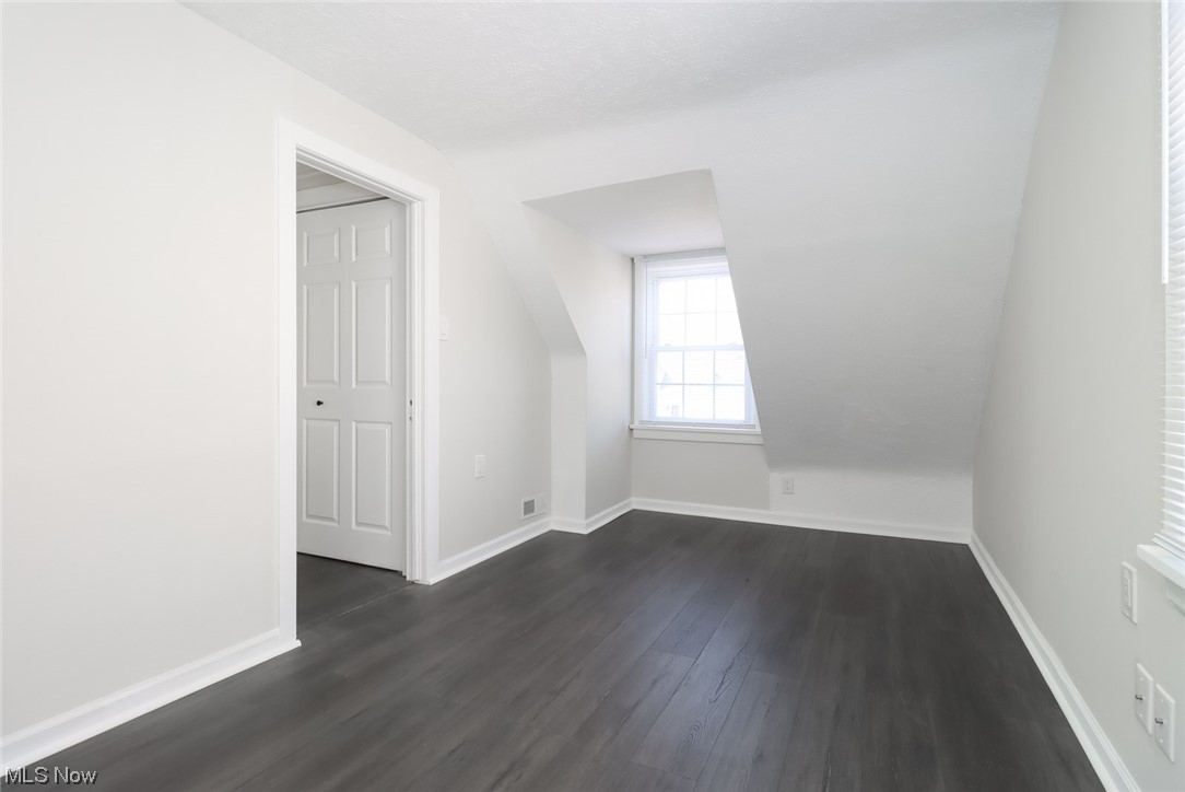 3713 Pennington Road Cleveland, OH 44120 - Photo 21 of 35 Gallery Image 21