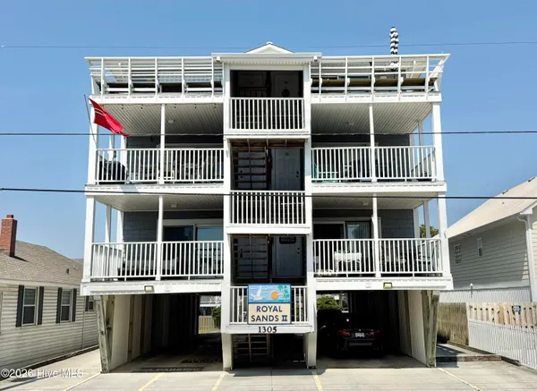 $440,000 | 1305 Carolina Beach Avenue North, Unit 1B, Carolina Beach, NC 28428