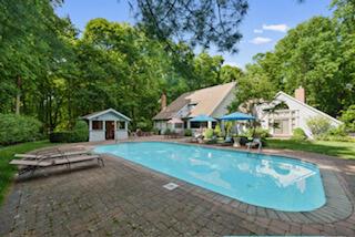 4200 Dublin Road Columbus, OH 43221 - Photo 14 of 19 Pool