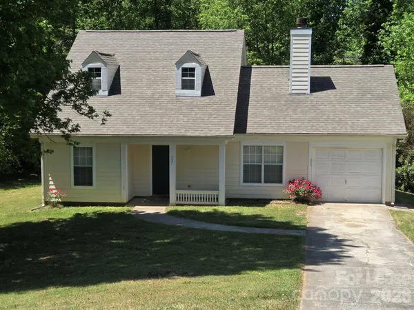 $1,800 | 437 Cedarcroft Drive, Mooresville, NC 28115
