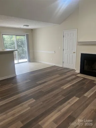 $1,800 | 437 Cedarcroft Drive, Mooresville, NC 28115