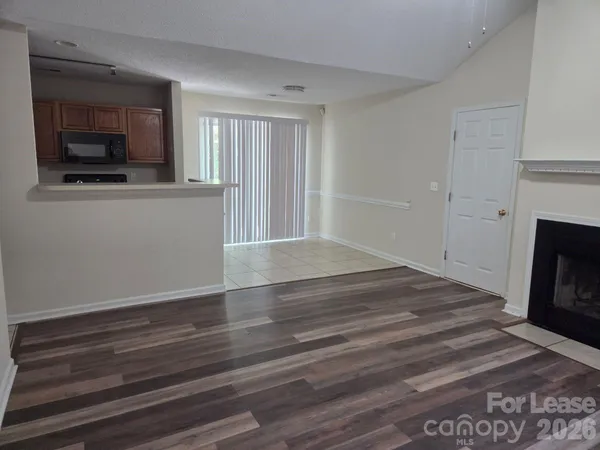 $1,800 | 437 Cedarcroft Drive, Mooresville, NC 28115