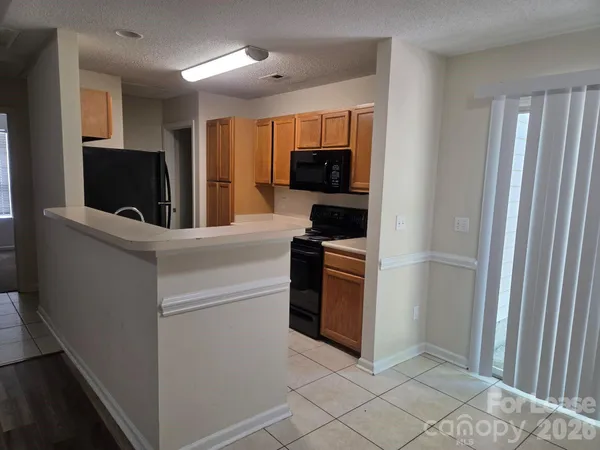 $1,800 | 437 Cedarcroft Drive, Mooresville, NC 28115