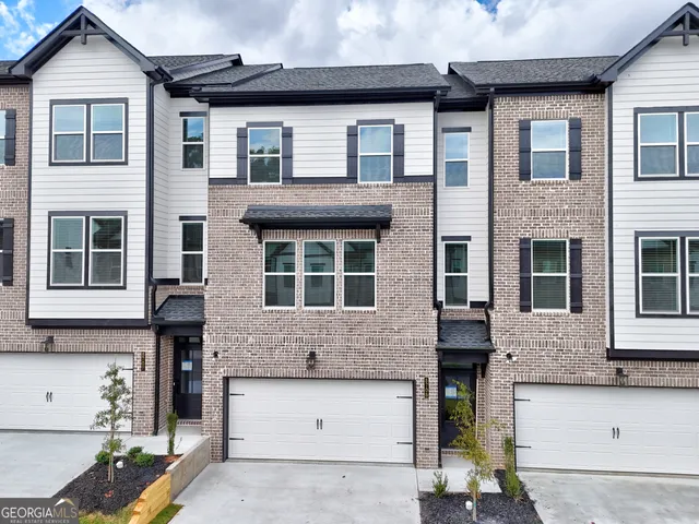 $419,950 | 5705 Urban Vlg Way, Unit 31, Tucker, GA 30084