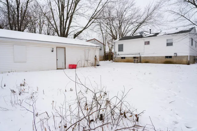 $224,900 | 1586 Foley Avenue, Ypsilanti, MI 48198
