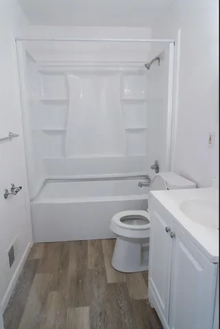 $224,900 | 1586 Foley Avenue, Ypsilanti, MI 48198