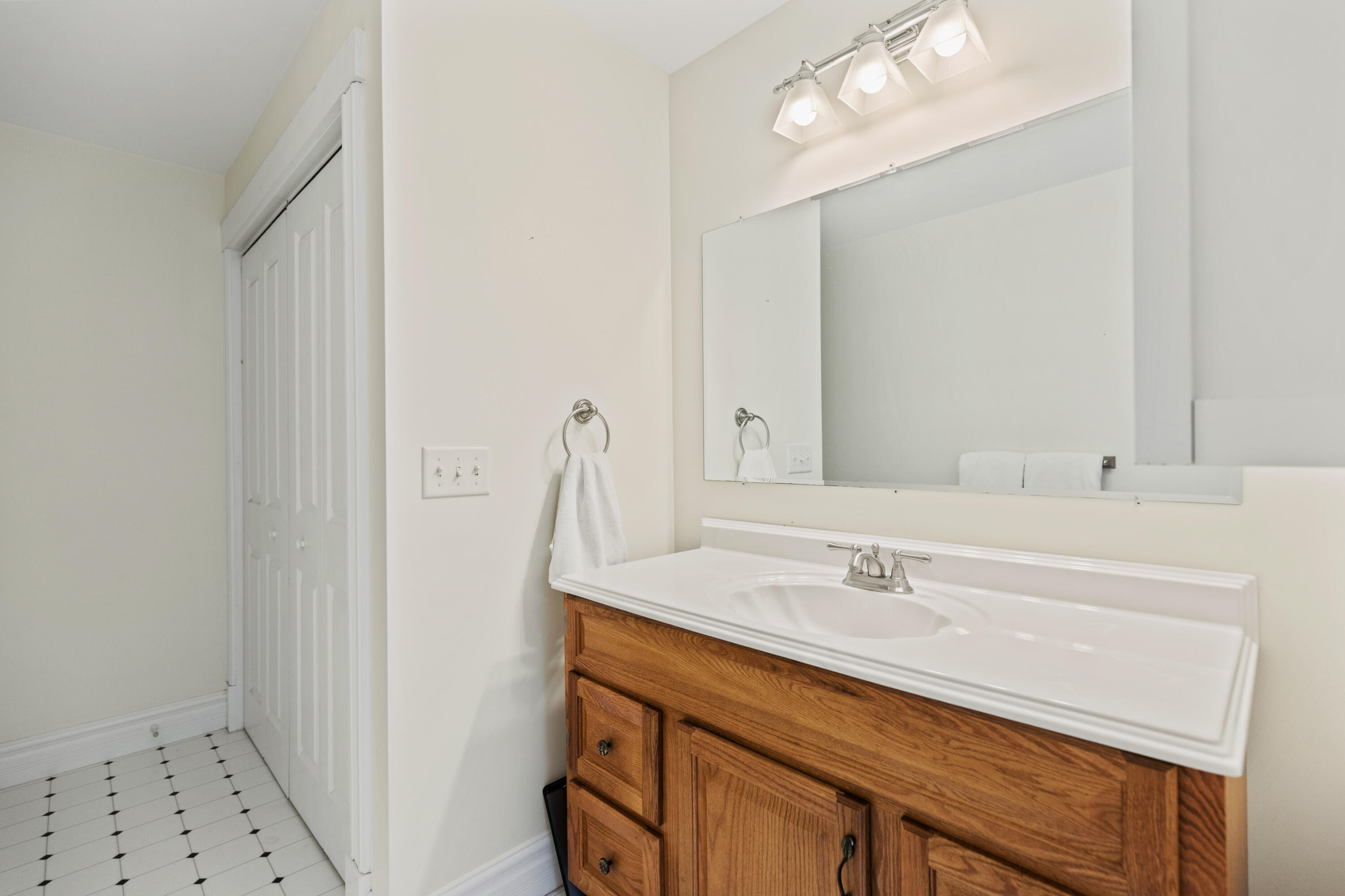 5 Westvale Road, Unit A Kennebunkport, ME 04046 - Photo 26 of 39 5Westvale#AKennebunkport_021