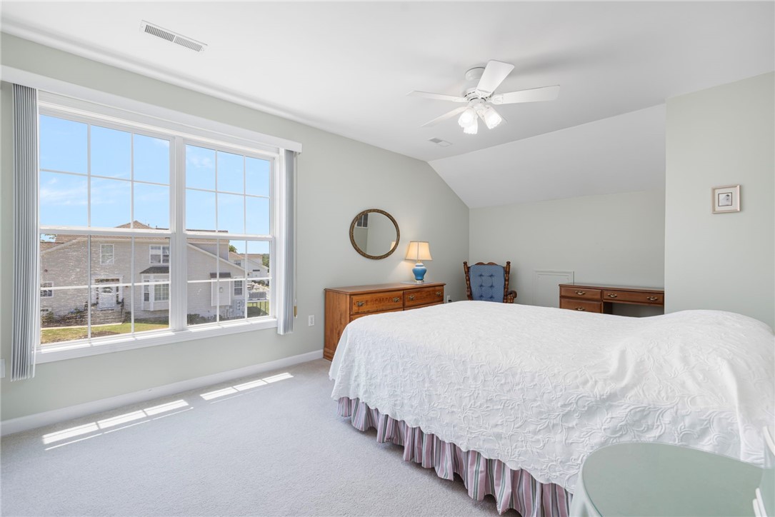 217 Rolling Hill Road, Unit 217 Portsmouth, RI 02871 - Photo 36 of 49