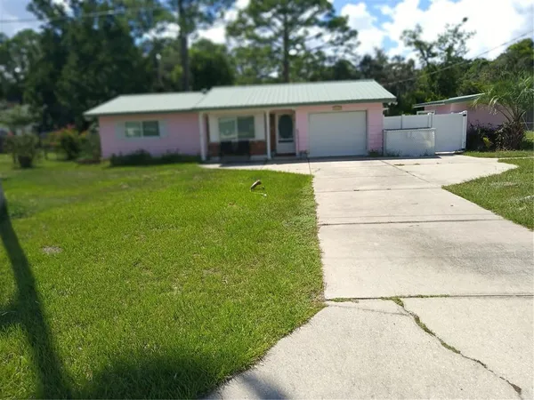 $199,000 | 12370 Southeast 138th Avenue, Ocklawaha, FL 32179