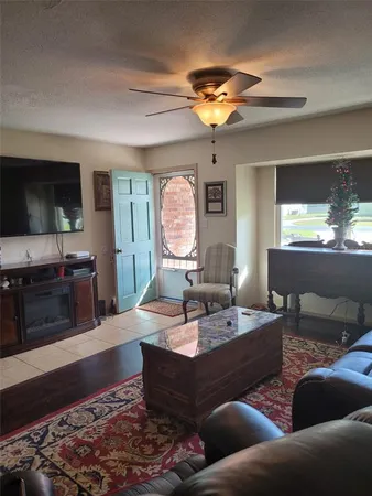 $199,000 | 12370 Southeast 138th Avenue, Ocklawaha, FL 32179