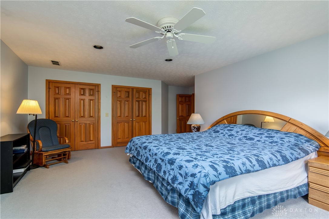 2286 South Ridge Court Beavercreek, OH 45434 - Photo 39 of 43