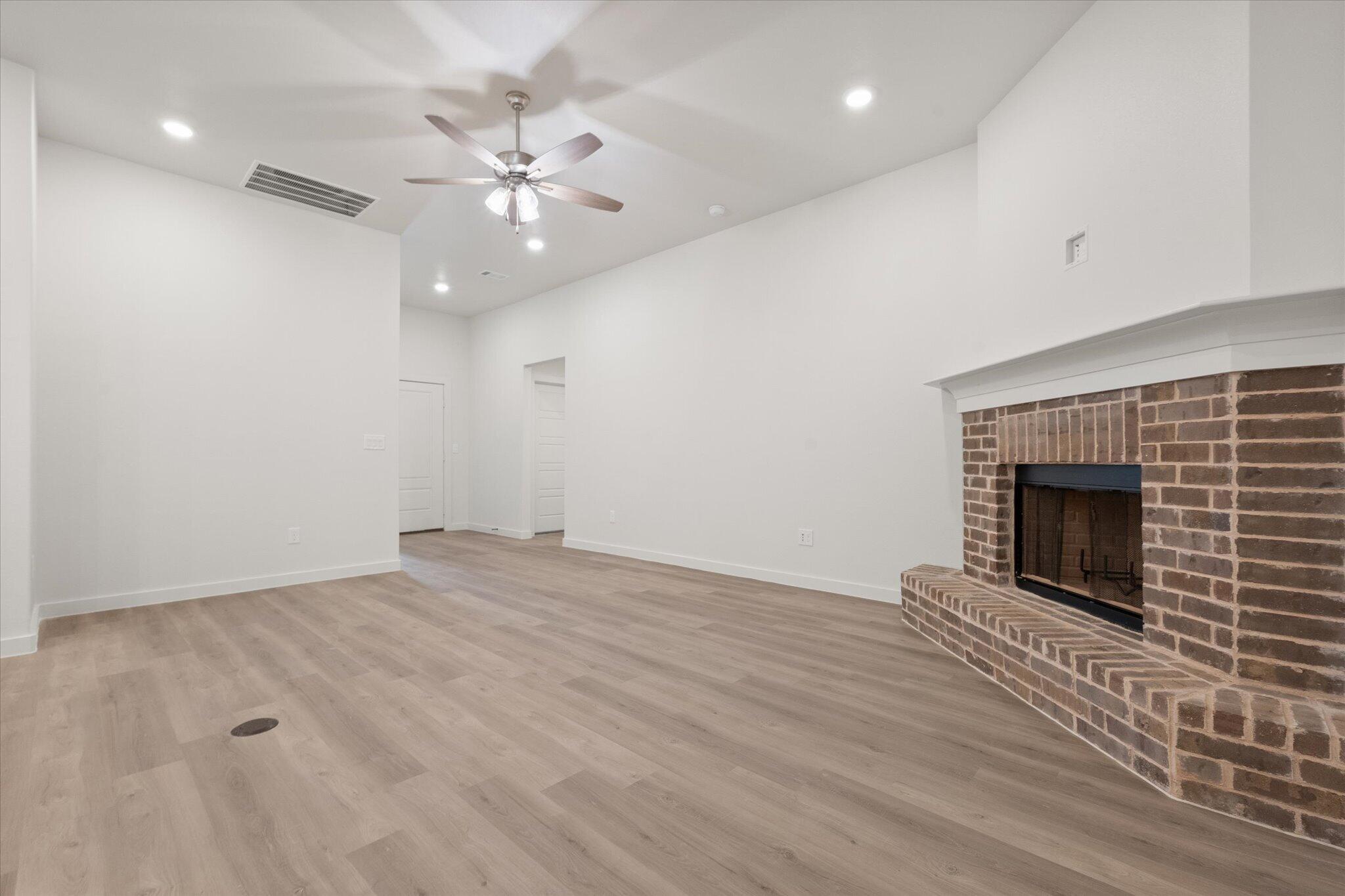 15415 Fulton Avenue Lubbock, TX 79424 - Photo 7 of 25 10-15415 Fulton_0089
