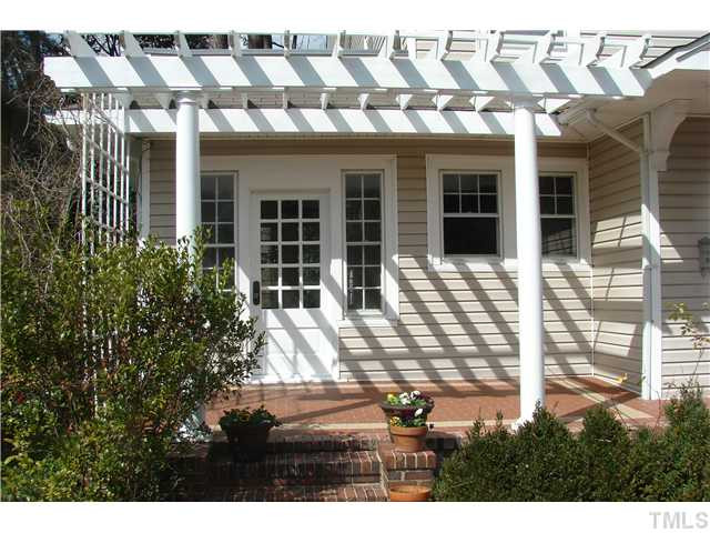 303 Hillcrest Road Raleigh, NC 27605 - Photo 16 of 21 Photo 16