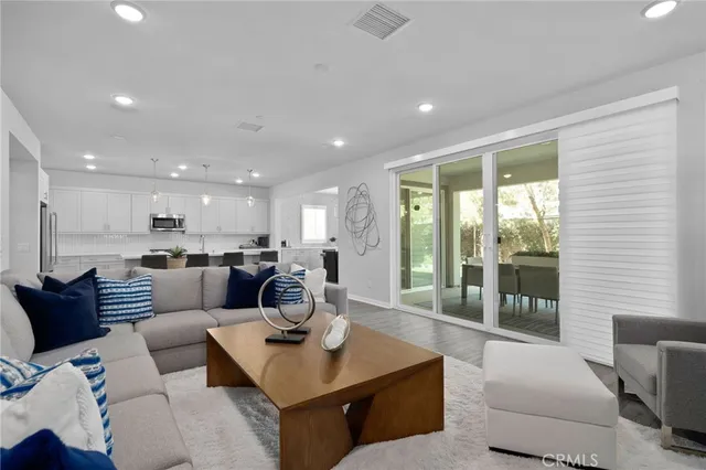 $4,200 | 2621 East Clara Lane, Ontario, CA 91762