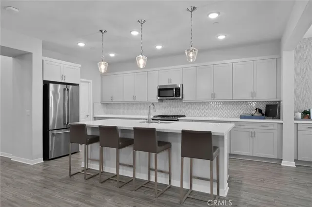 $4,200 | 2621 East Clara Lane, Ontario, CA 91762