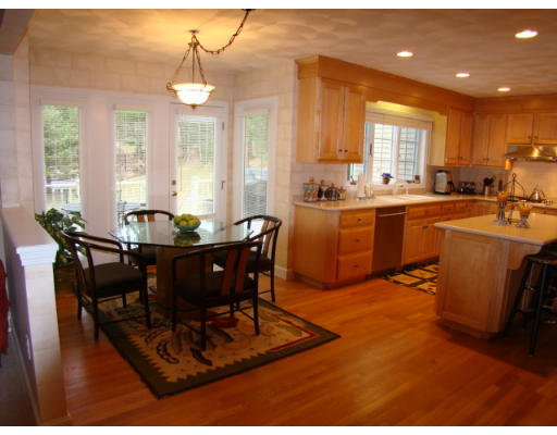 152 Jenkins Road Andover, MA 01810 - Photo 3 of 18 Gallery Image 3