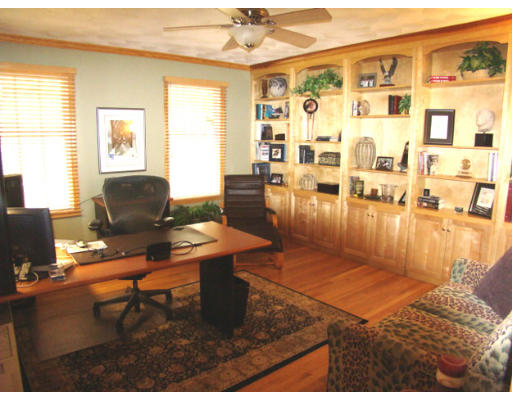 152 Jenkins Road Andover, MA 01810 - Photo 9 of 18 Gallery Image 9