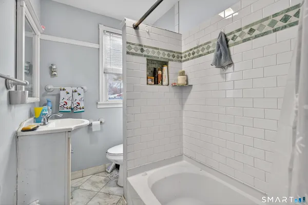 $765,000 | 1440 Wood Avenue, Bridgeport, CT 06604