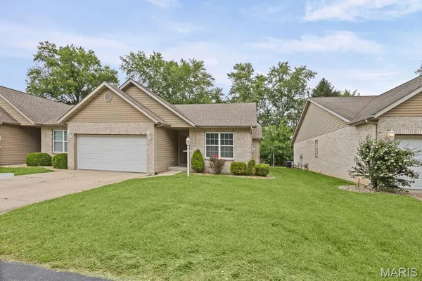 $200,000 | 2217 Centreville Avenue, Belleville, IL 62220