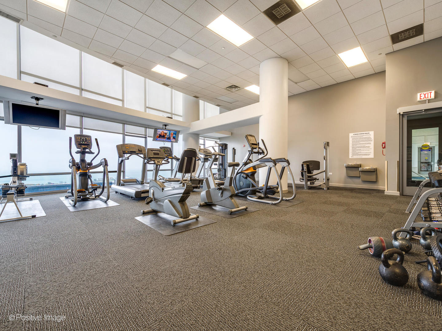 100 East 14th Street, Unit 2205 Chicago, IL 60605 - Photo 25 of 26