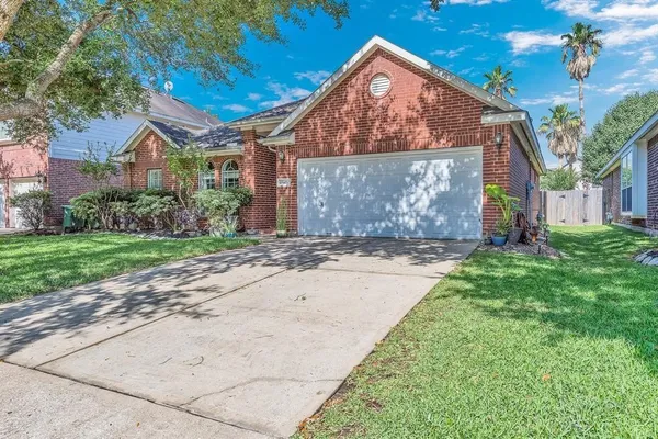 $2,250 | 15615 Bending Birch Drive, Cypress, TX 77433