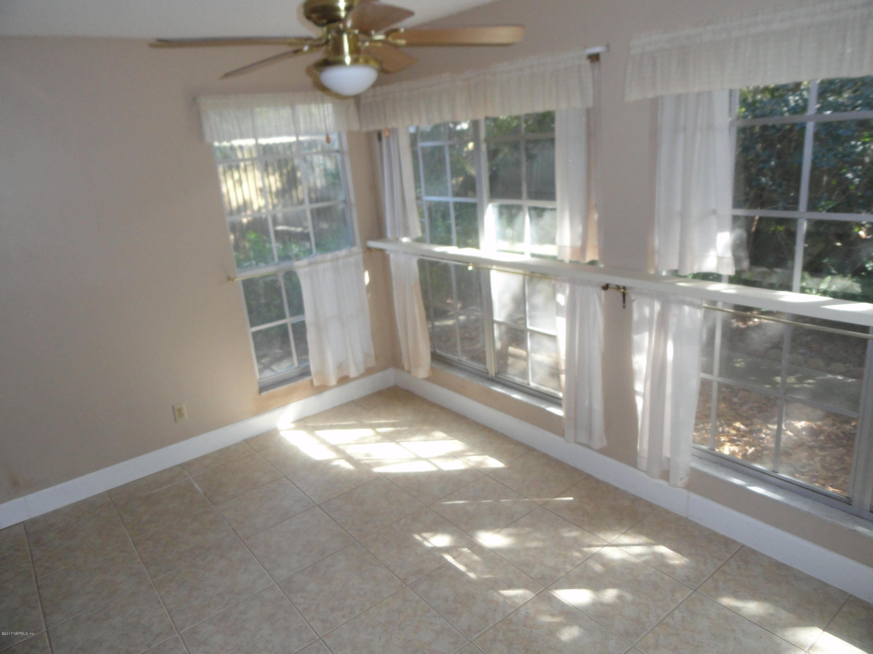 5760 Fort Sumter Road Jacksonville, FL 32210 - Photo 8 of 27 BREAKFAST ROOM