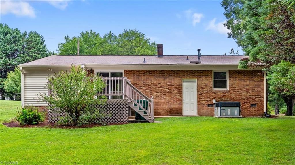 3404 Rolling Road High Point, NC 27265 - Photo 25 of 29
