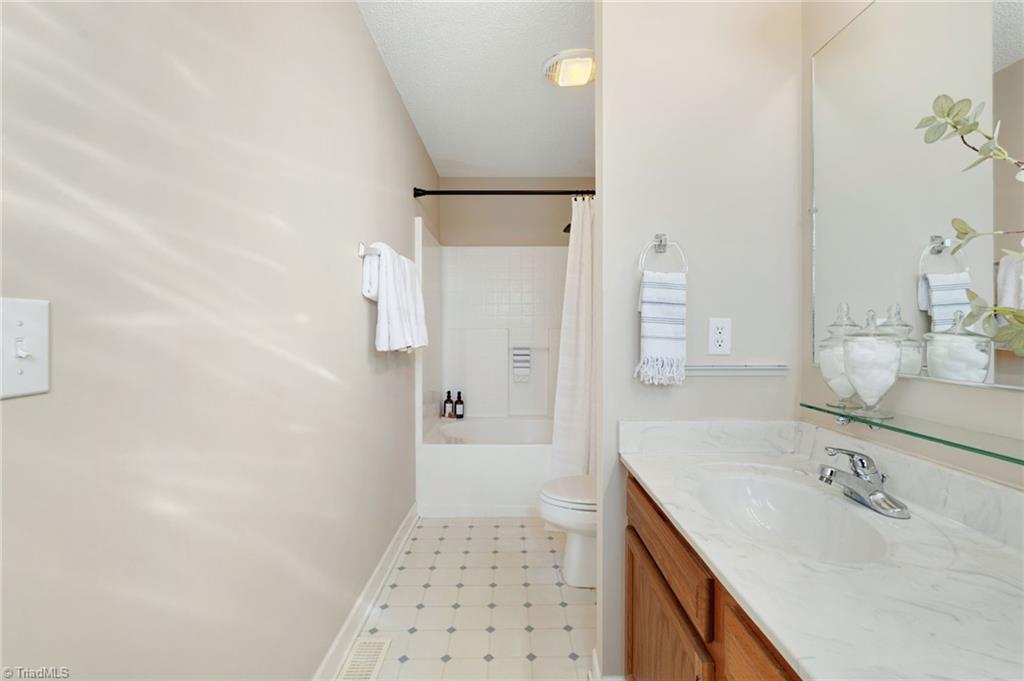 12 Shanda Court Thomasville, NC 27360 - Photo 14 of 23