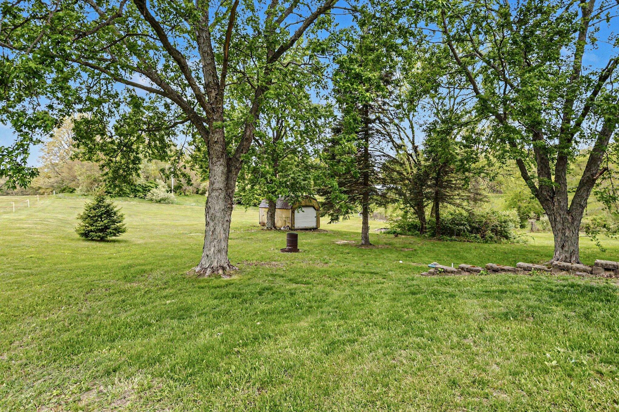 3710 Boyer Road Coloma, MI 49038 - Photo 2 of 17 015_file_8223