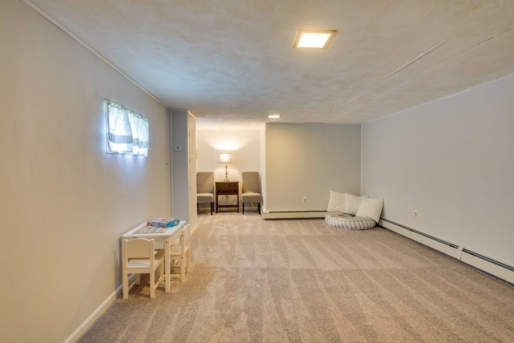 9 Canterbury Road Woburn, MA 01801 - Photo 19 of 28 Gallery Image 19