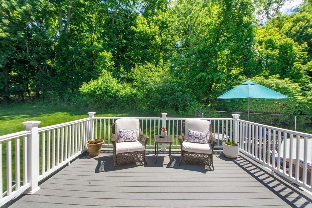 9 Canterbury Road Woburn, MA 01801 - Photo 20 of 28 Gallery Image 20