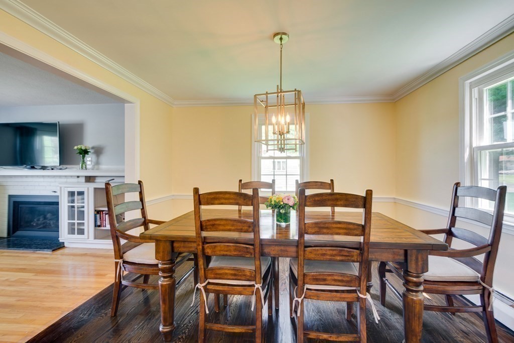 9 Canterbury Road Woburn, MA 01801 - Photo 10 of 28 Gallery Image 10