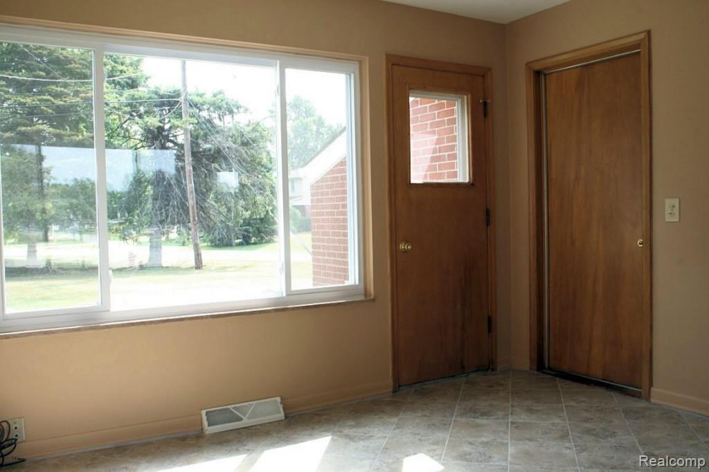 53740 Shelby Road Utica, MI 48316 - Photo 26 of 35 26.jpg