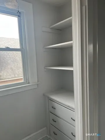 $1,000 | 195 Helen Street, Unit 3, Hamden, CT 06514