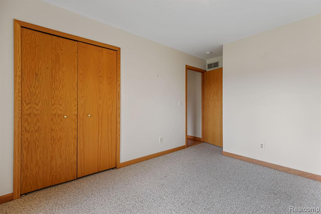 54200 Fairchild Road Macomb, MI 48042 - Photo 29 of 47 Gallery Image 29