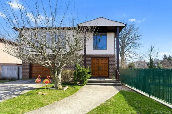 $1,750,000 | 201-02 27th Avenue | Auburndale