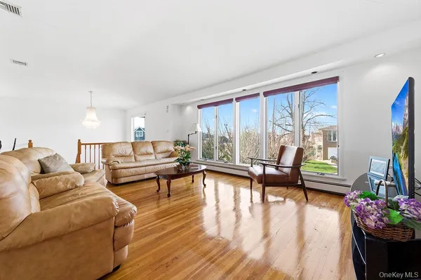 $1,750,000 | 201-02 27th Avenue | Auburndale