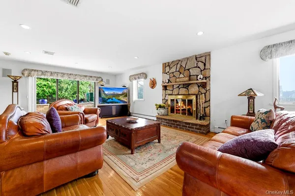 $1,750,000 | 201-02 27th Avenue | Auburndale