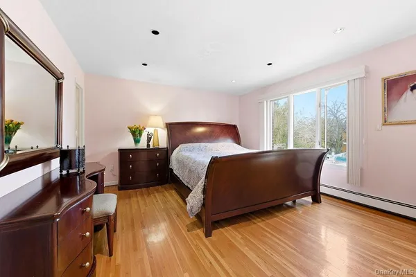 $1,750,000 | 201-02 27th Avenue | Auburndale