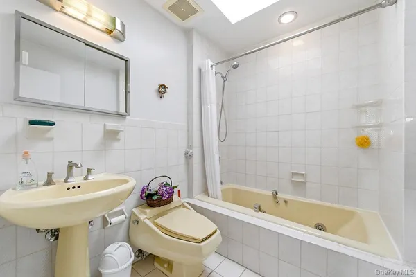 $1,750,000 | 201-02 27th Avenue | Auburndale