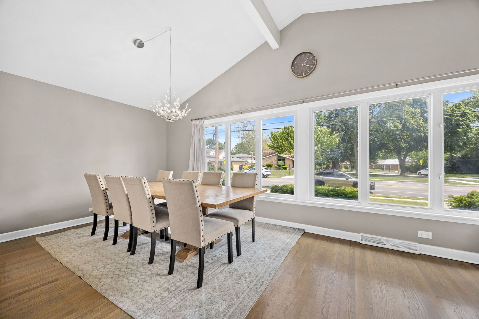 8104 Gross Point Road Morton Grove, IL 60053 - Photo 6 of 40