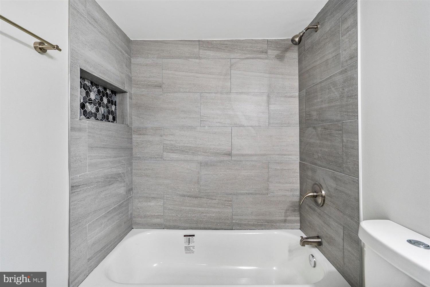 4528 Manorview Road Baltimore, MD 21229 - Photo 19 of 25 Gallery Image 19