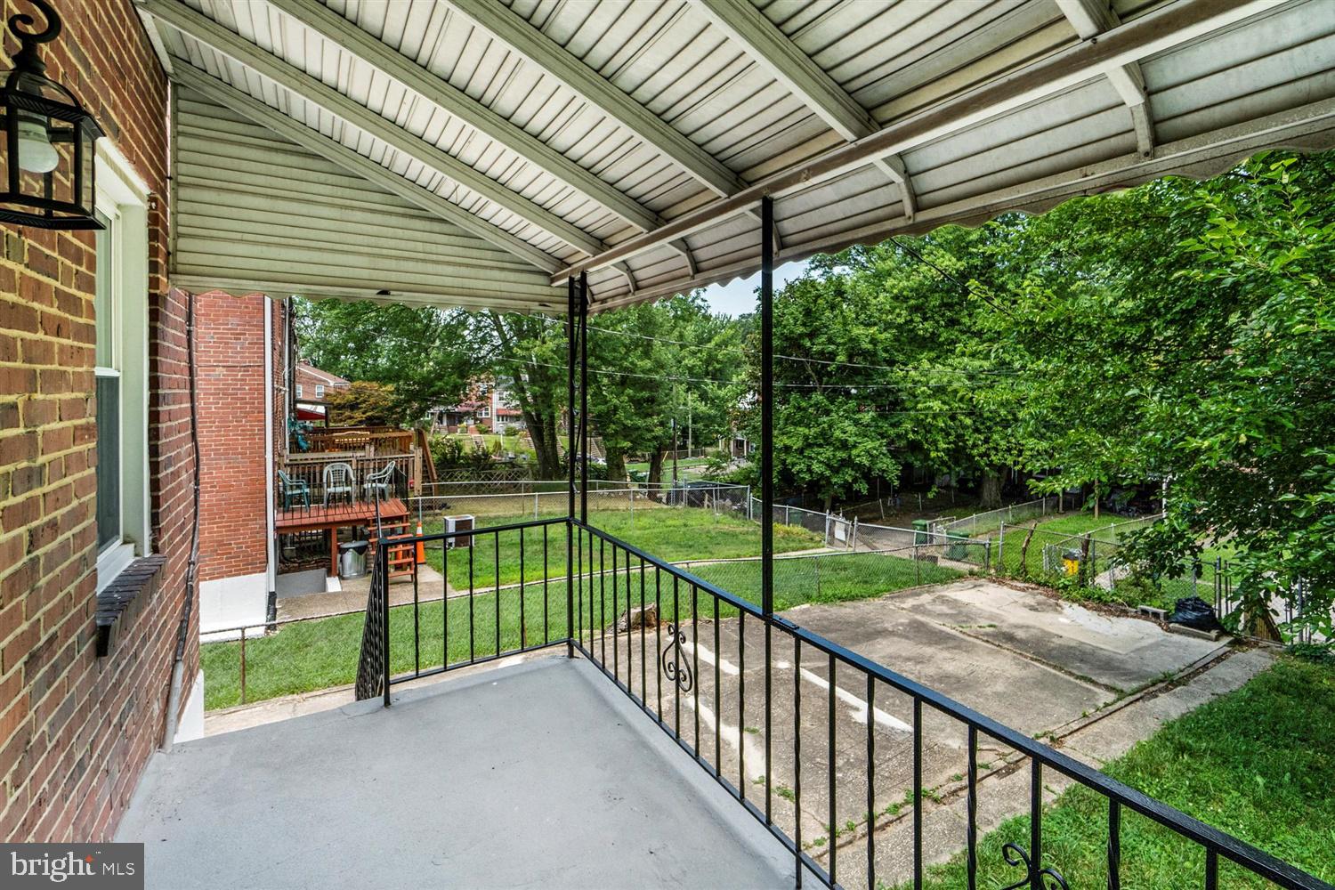 4528 Manorview Road Baltimore, MD 21229 - Photo 6 of 25 Gallery Image 6